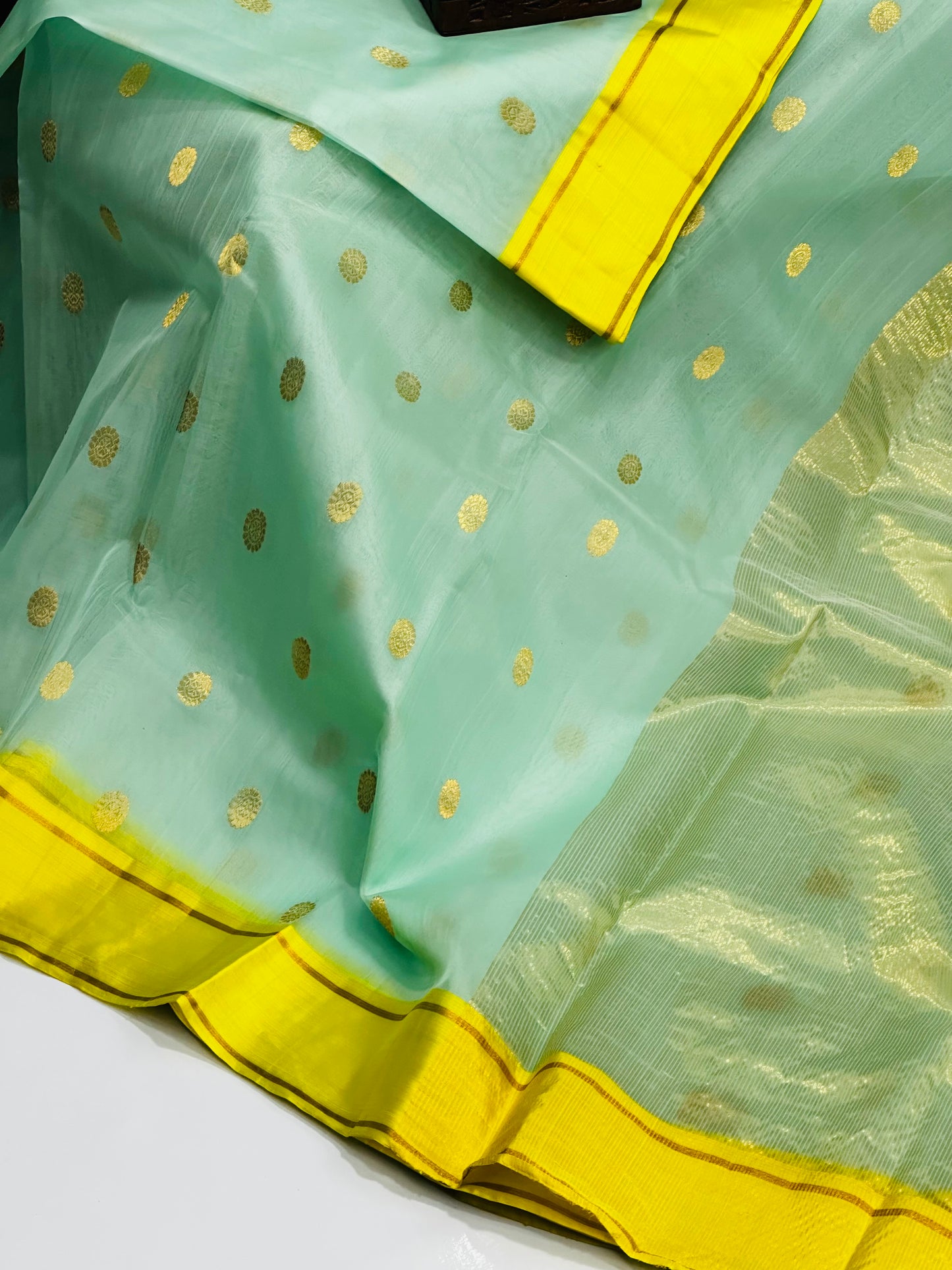 Chanderi handwoven silk saree|Yellow border Chanderi saree wala