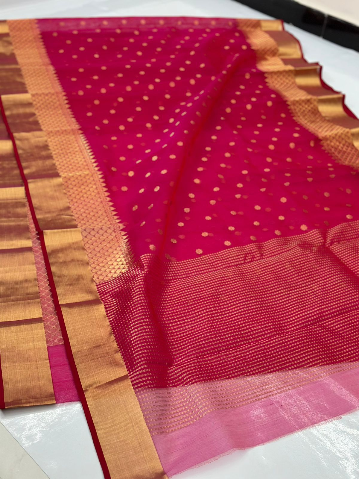 Chanderi pure handwoven silk saree