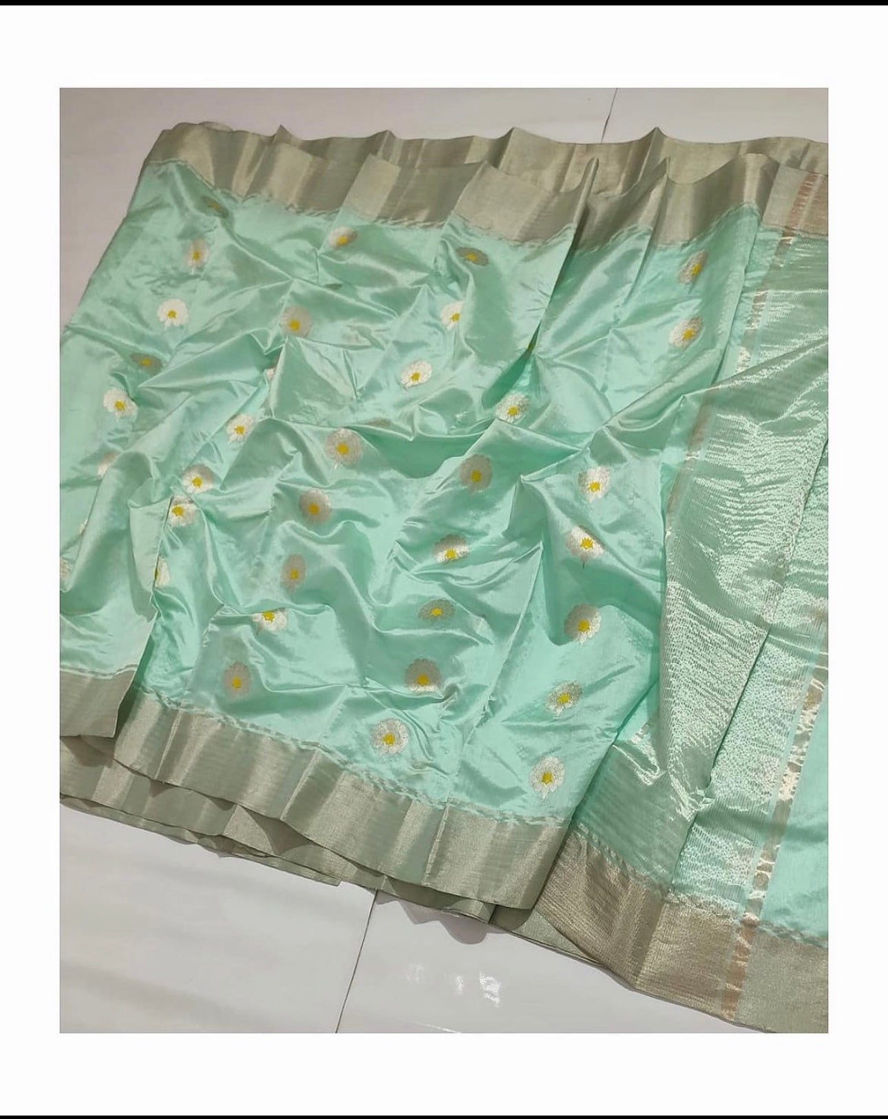 Light colour chanderi handwoven silk saree